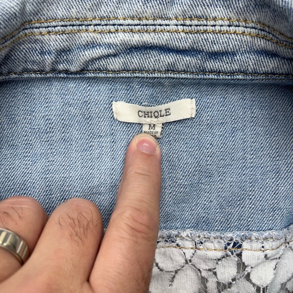 Chiqle Denim Architect Lace Back Jean Vest Women Medium Blue Frayed Distressed - Picture 2 of 8